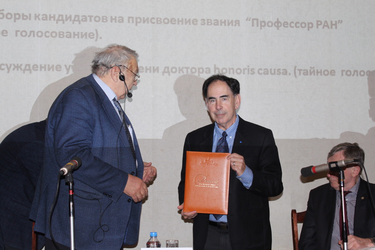 Professor Edward Crawley pictured at the award ceremony hosted by the Russian Academy of Sciences on Wednesday. Photo: Skoltech.
