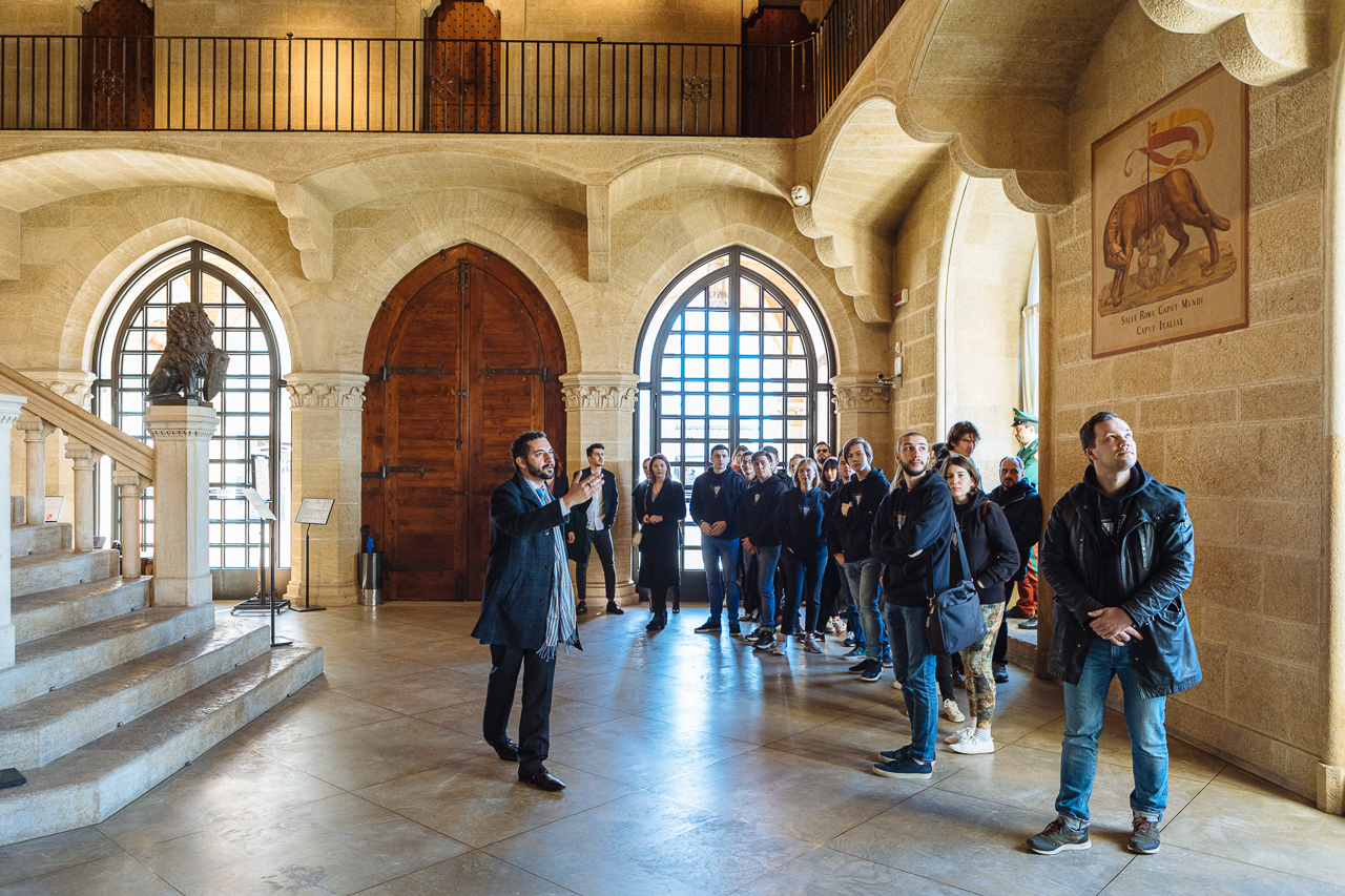 Exploring the parliament of the Republic of San Marino (Skoltech students and Nuland team)