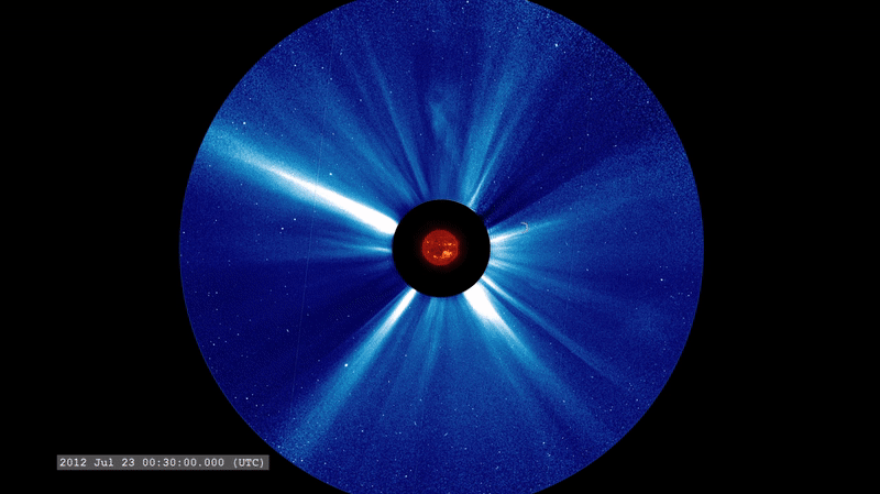  A composite view of the coronal mass ejection via STEREO-A instruments: EUVI imager and coronagraph COR2.  Credit: STEREO-A/EUVI + COR2