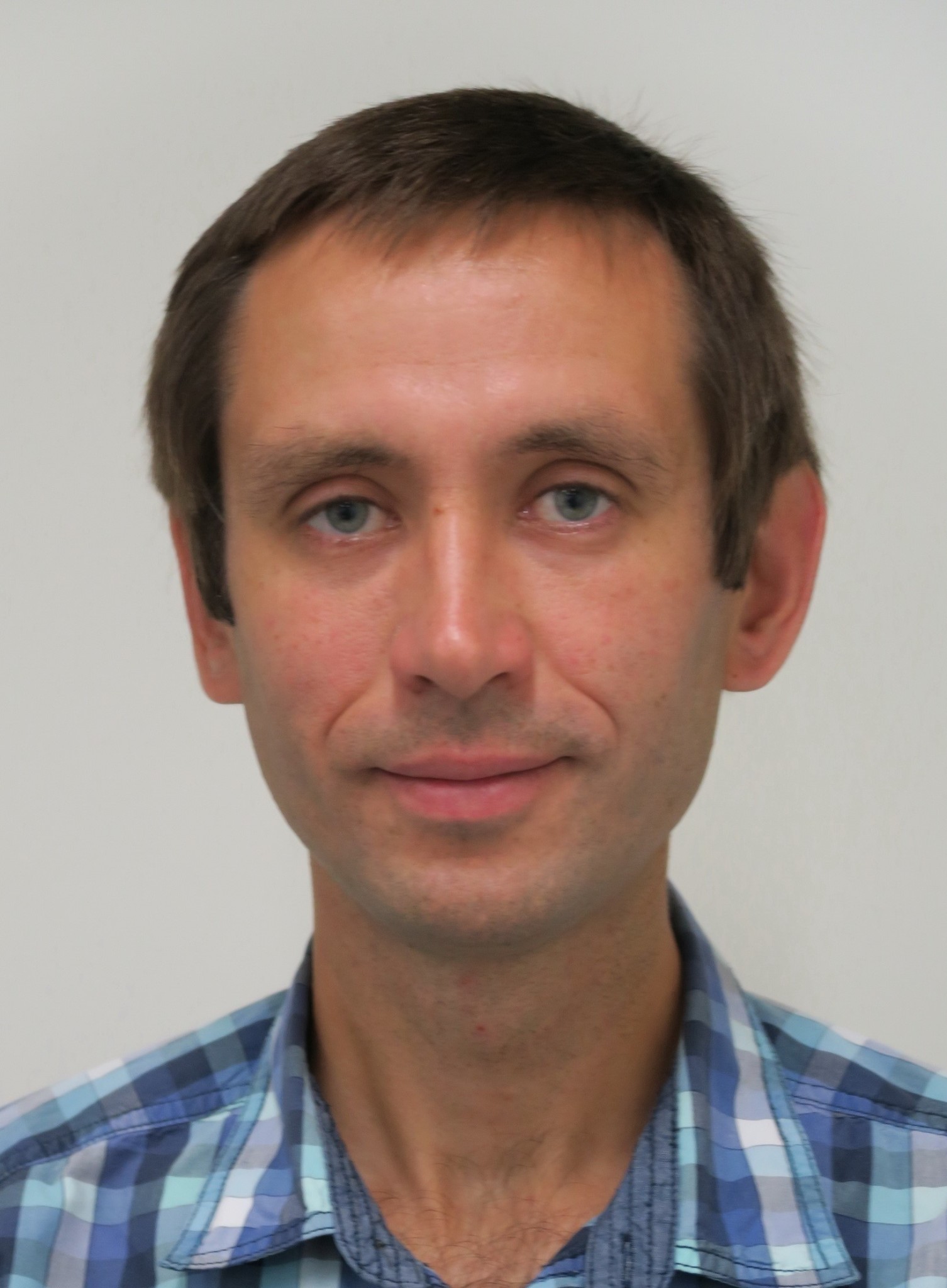 deniszhigunov