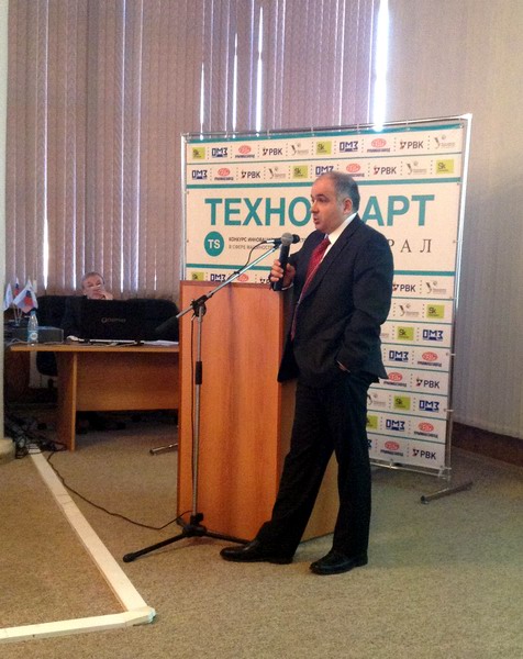 Mikhail Myagkov_speaking_in_Ekaterinburg