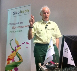 Nobel laureate Kroto at the Skoltech seminar
