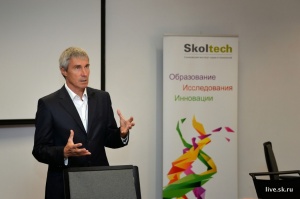 Dr. Sergei K. Krikalev, cosmonaut and space explorer, during a talk with students  and faculty at Skoltech