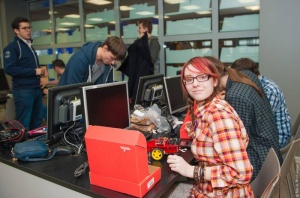 Russian and American students work together on robotics' projects in Moscow. In this case - a collaboration between students from the Massachusetts Institute of Technology (MIT), MISIS and Skoltech.