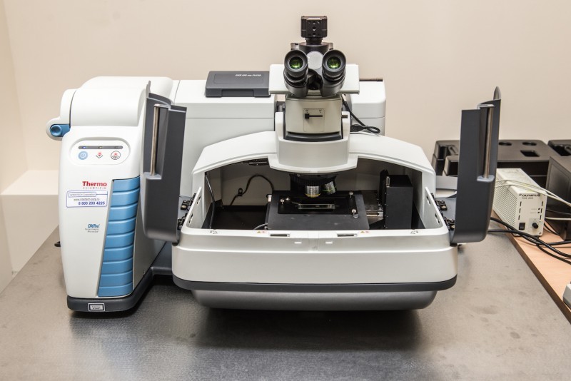 The Thermo Scientific™ DXR™xi Raman Imaging Microscope produced by Thermo Fisher Scientific